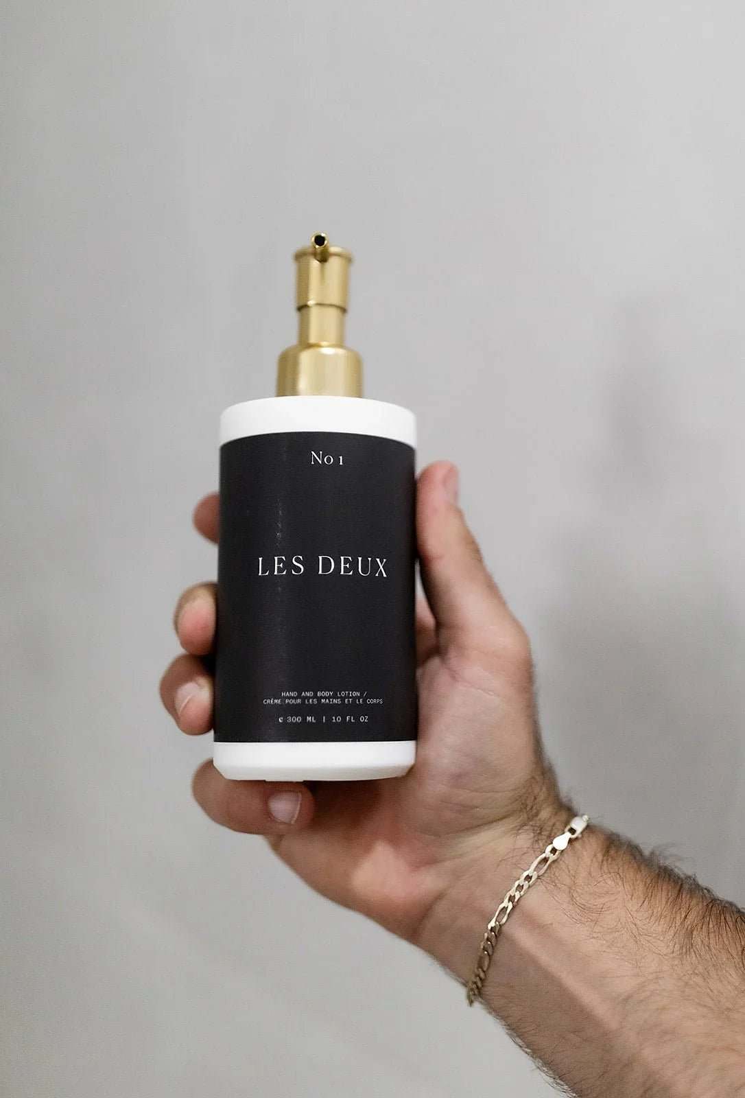 Bois Sacré Body Wash bottle with incense and cedarwood scent
