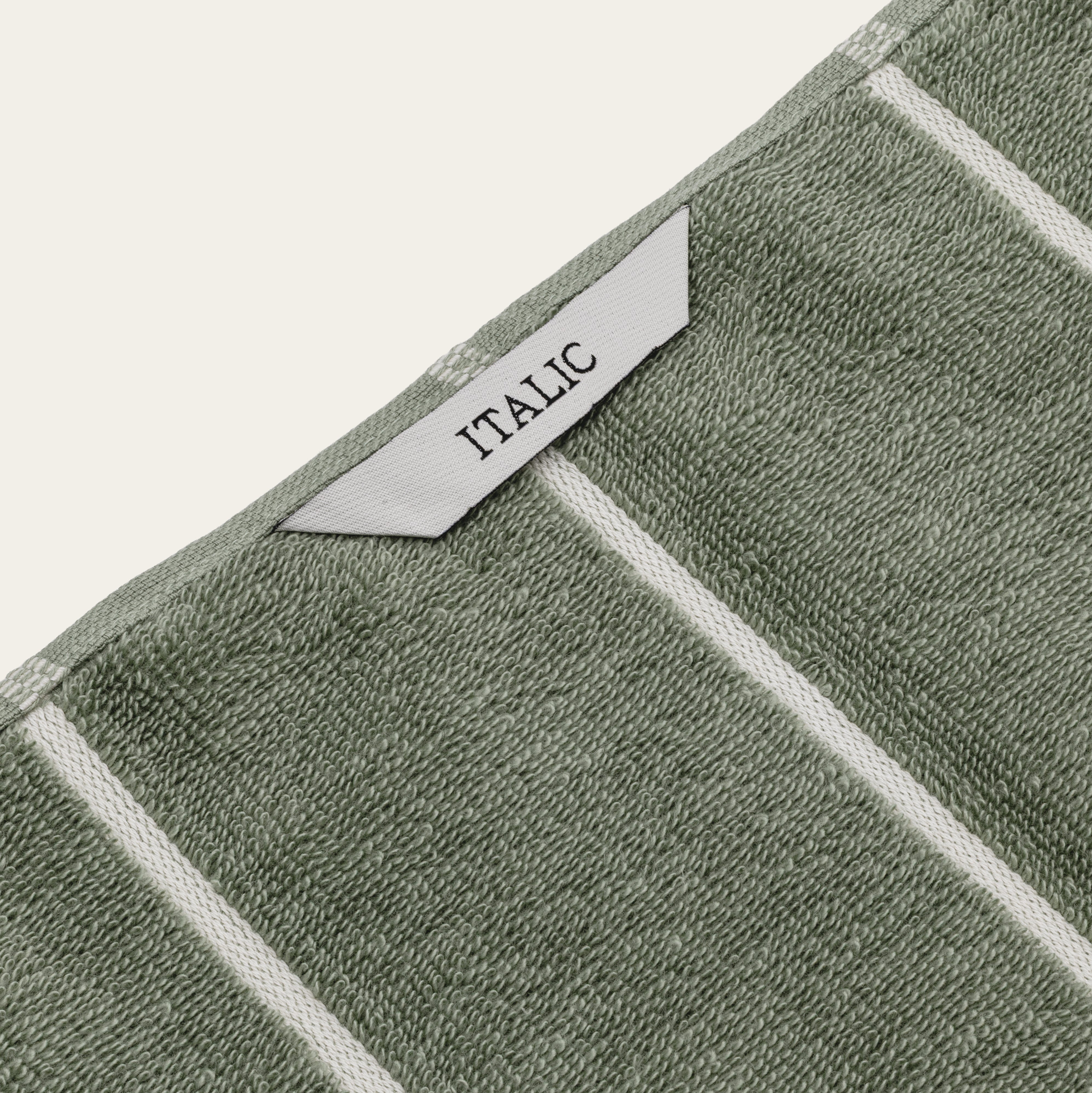 Deia Australian Cotton Towels set showcasing plush, absorbent, quick-drying fabric