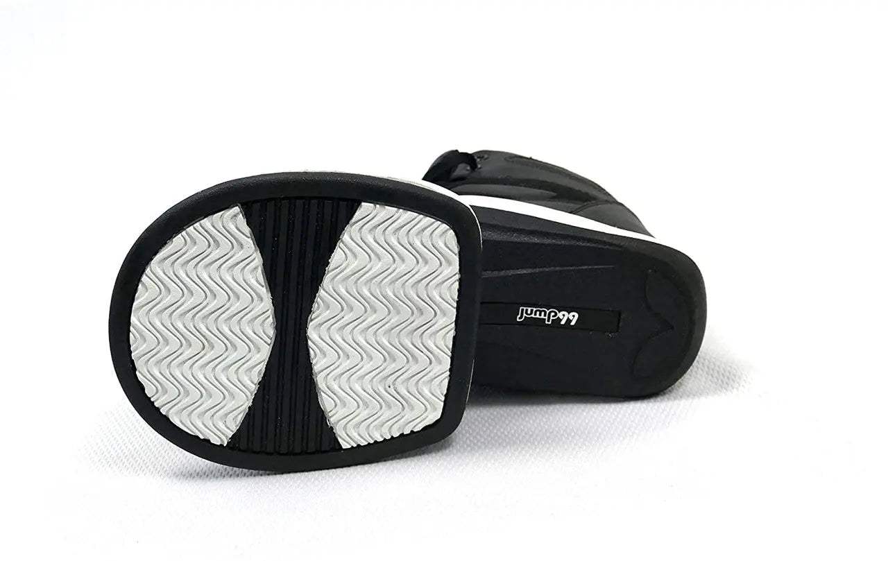 Athlete training explosively wearing Jump 99 plyometric strength shoes