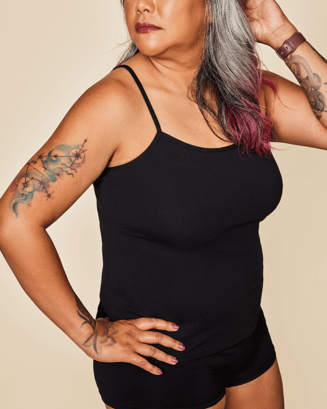 Luna - Cotton Cami in black, with a smooth, simple design, thin shoulder straps and a scoop neckline