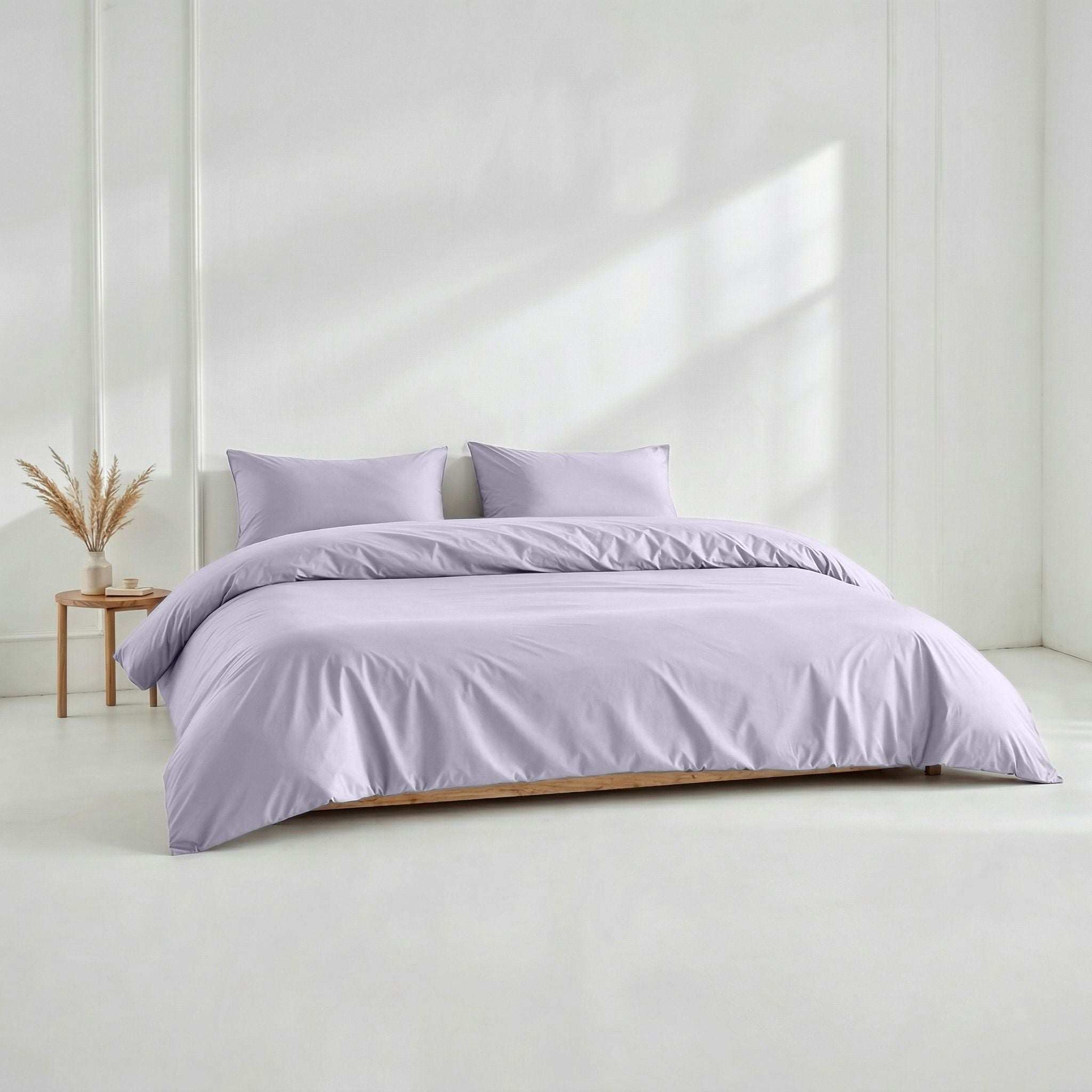 Duvet cover in pale lavender sateen cotton with a smooth, subtle sheen and matching pillowcases. Luxe Australian Sateen bedding