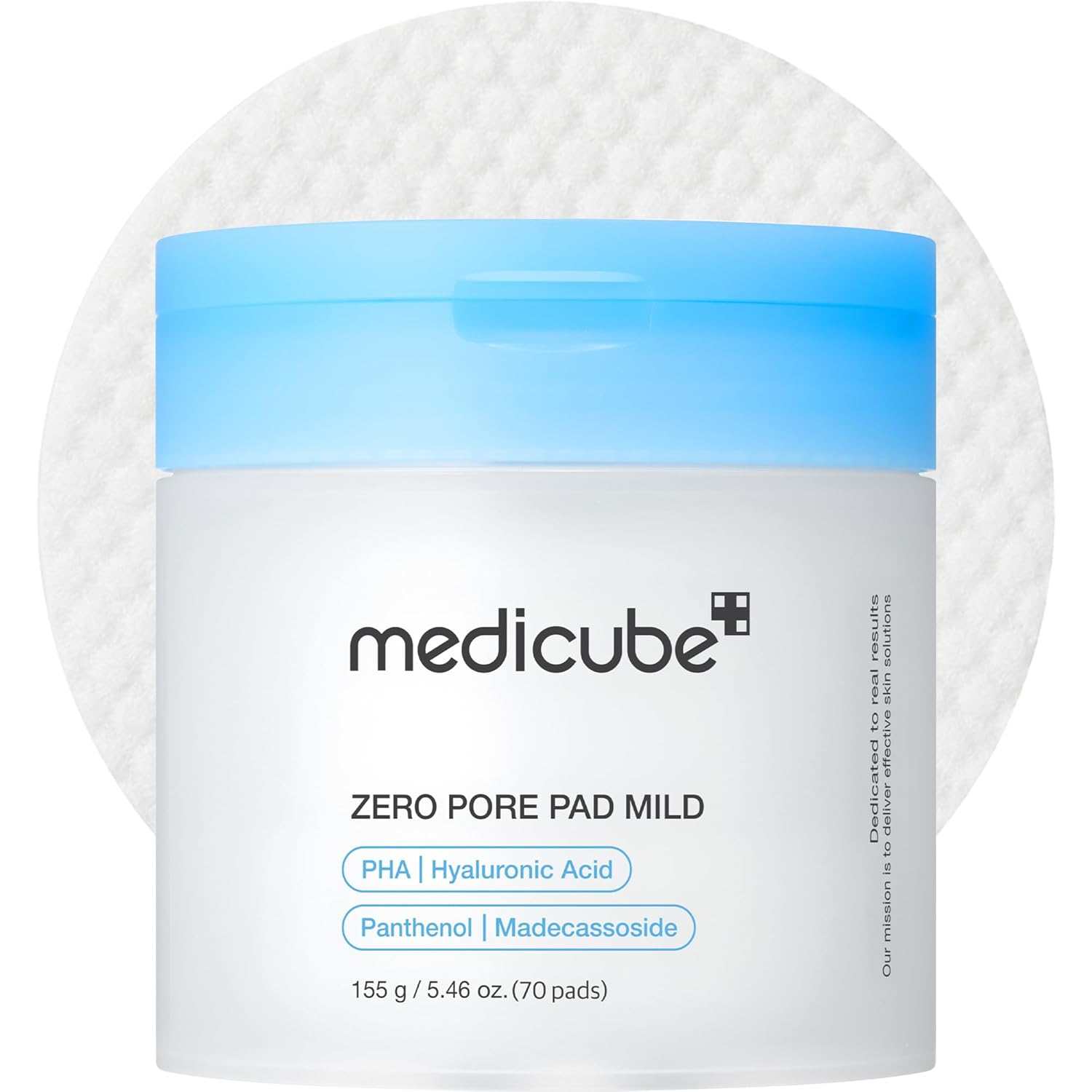 Container of Medicube Zero Pore Pad with a translucent white body and light blue lid, featuring black and blue text and icons.