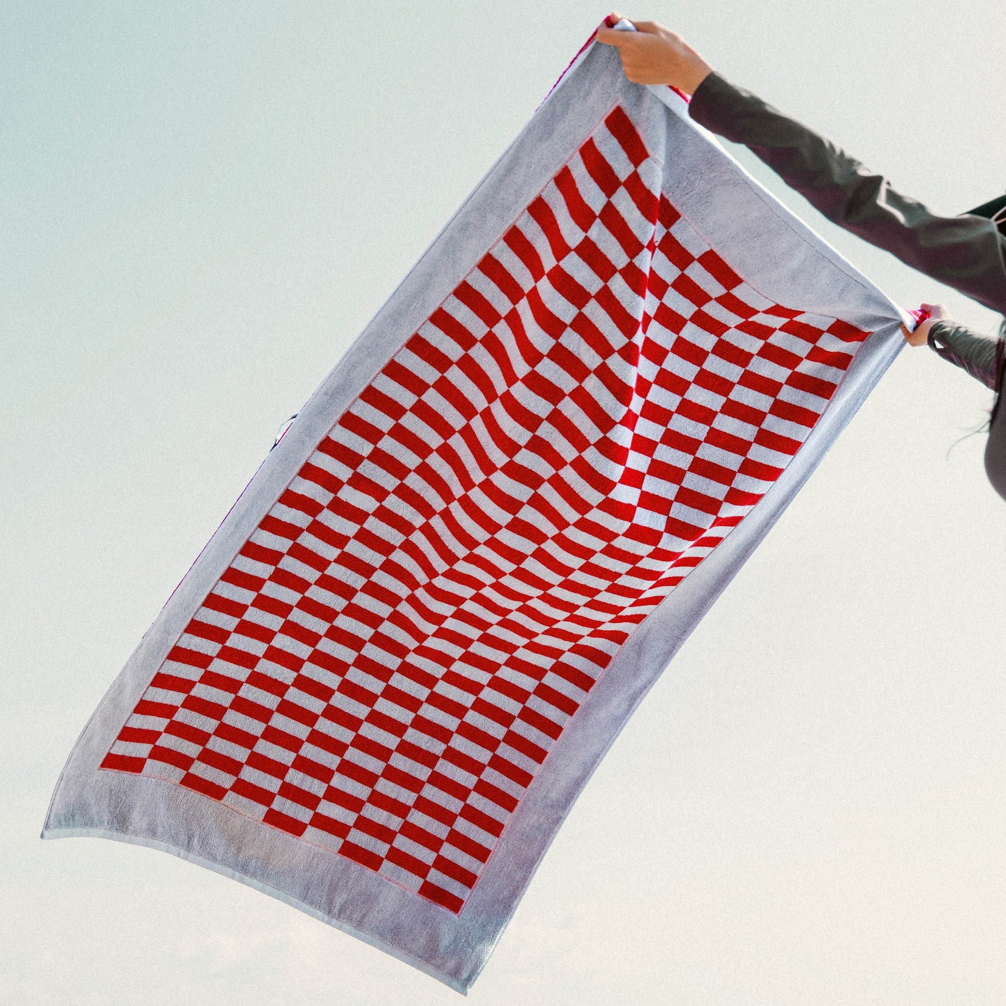 Pietra Australian Cotton towels with bold checkered design