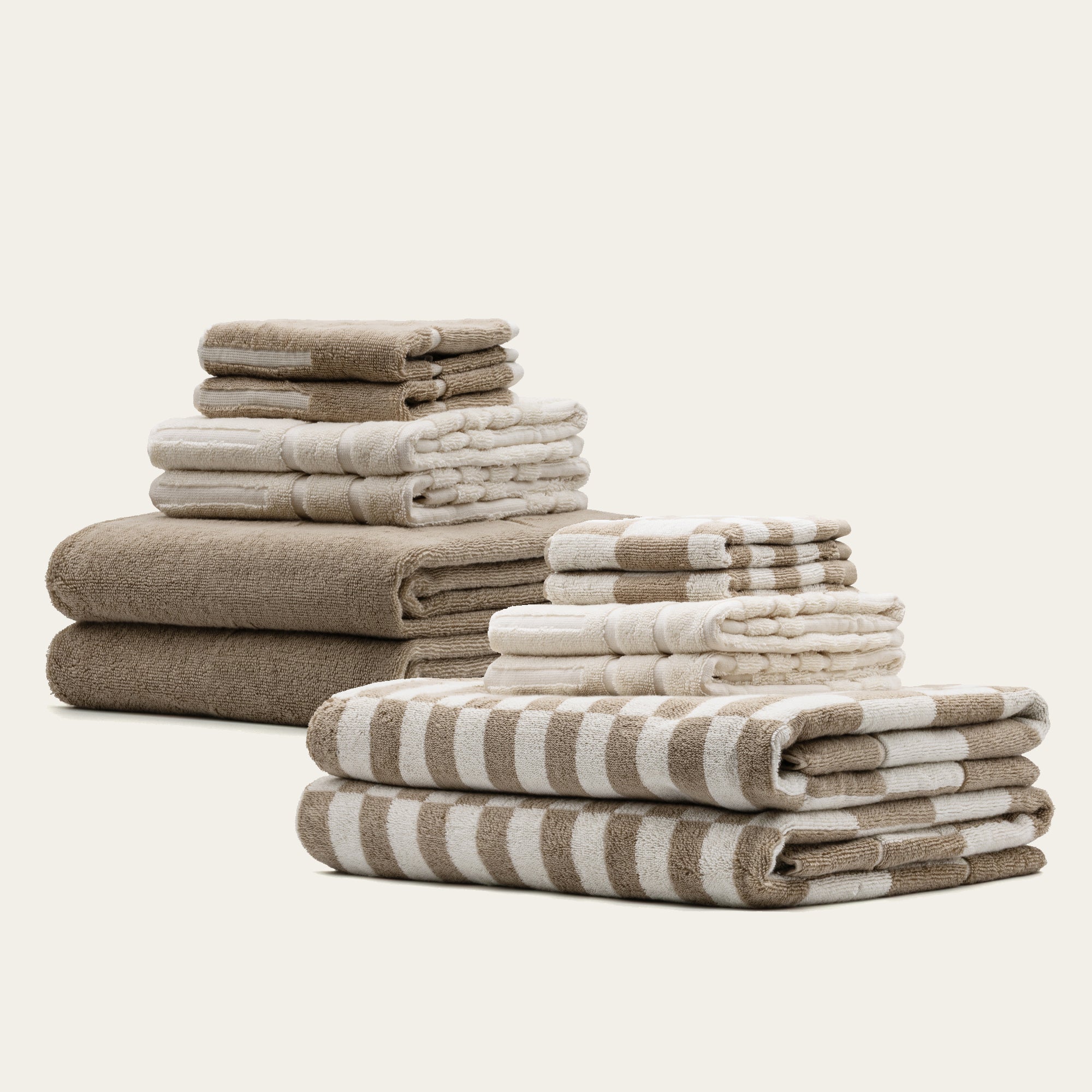 Pietra Australian Cotton towels with warped-checkered design