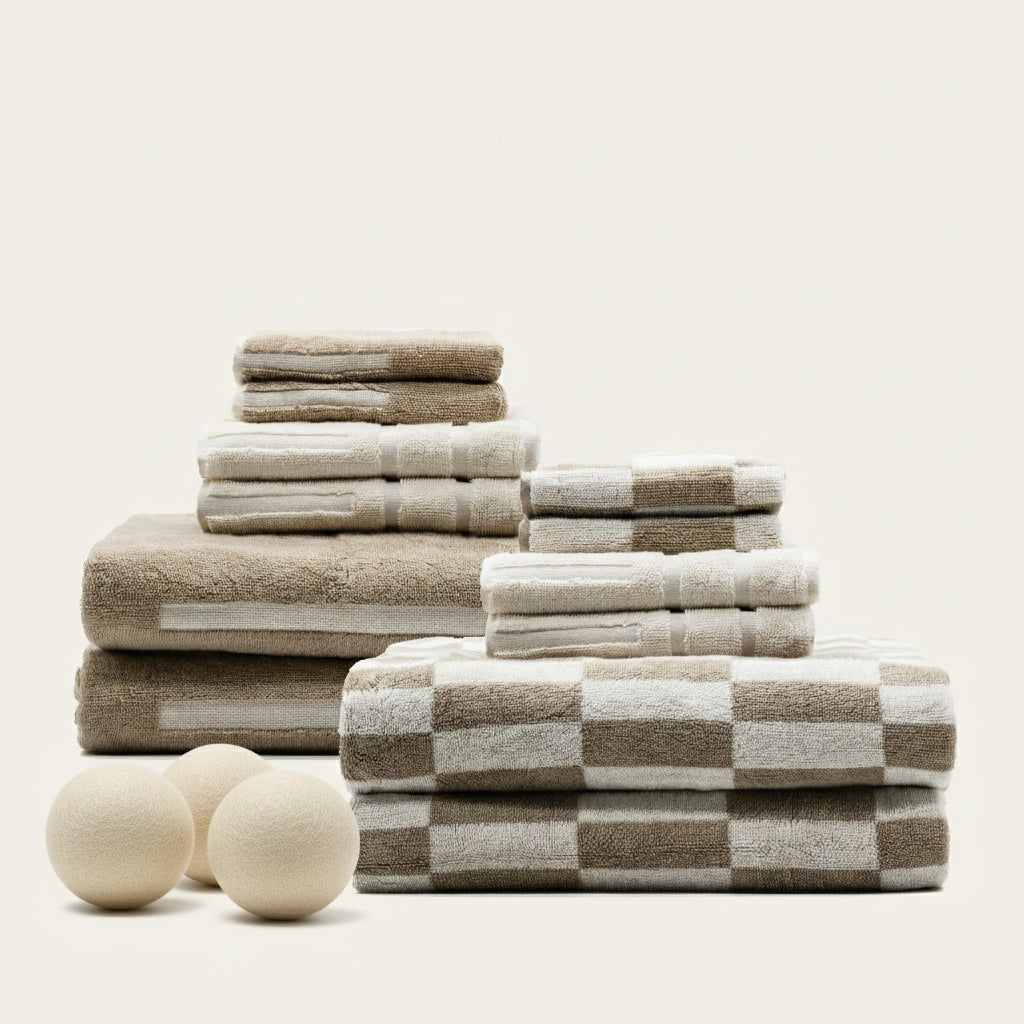Pietra Australian Cotton towels with warped-checkered design