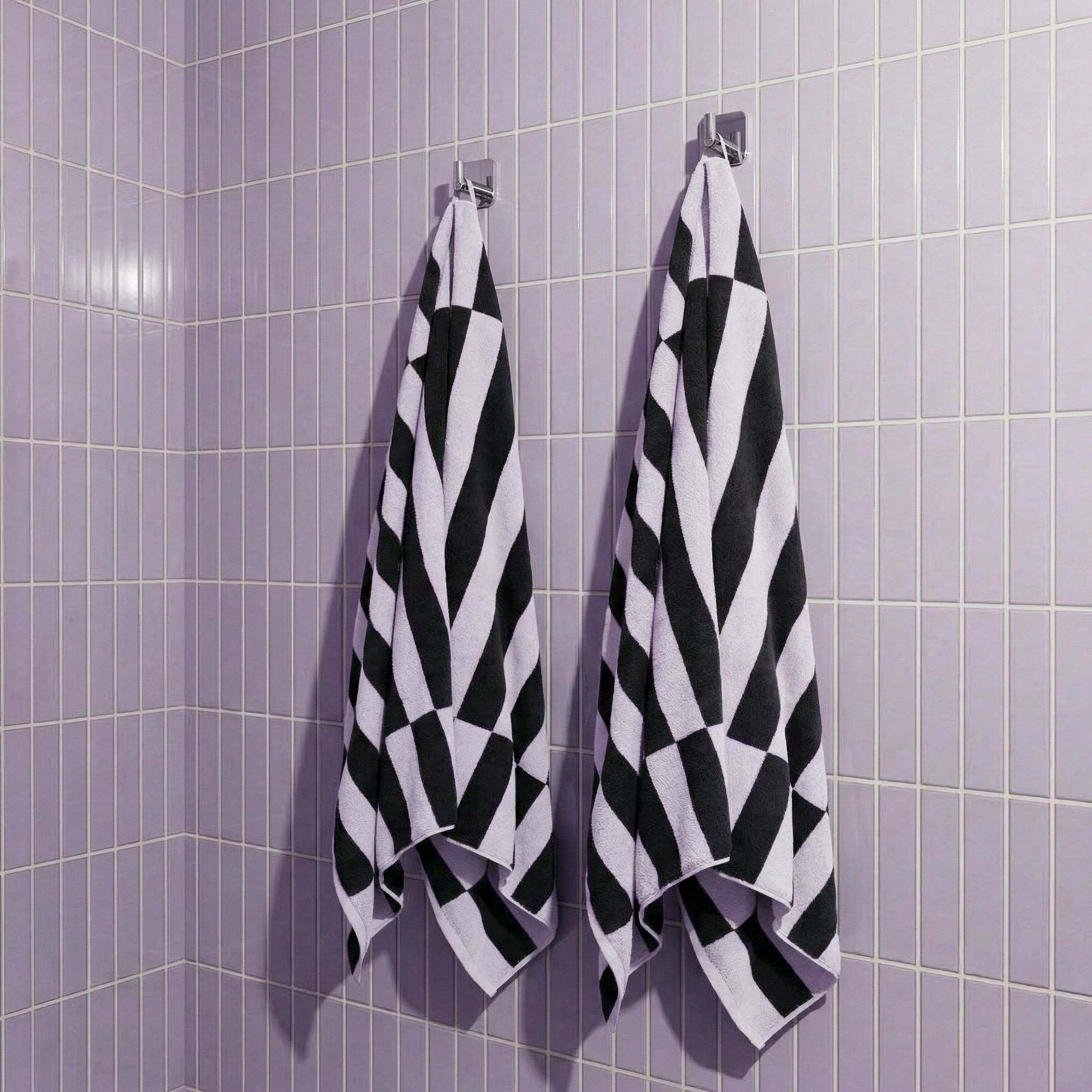 Shadmoor Australian cotton towels set with geometric pattern and locker loop