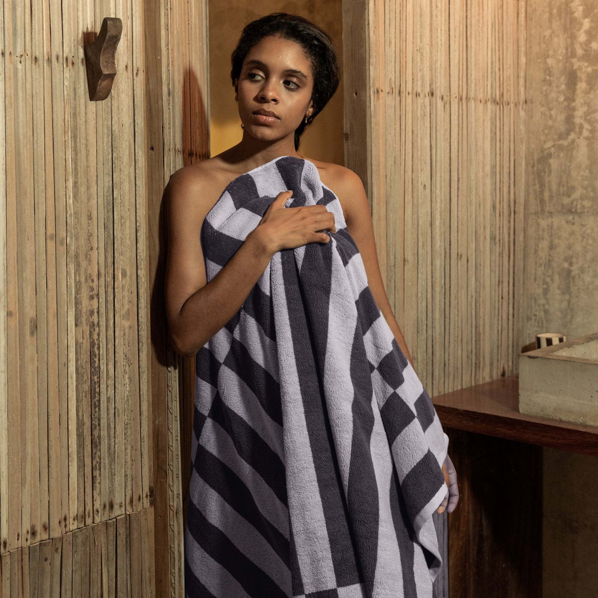 Shadmoor Australian Cotton towels set with geometric pattern and locker loop