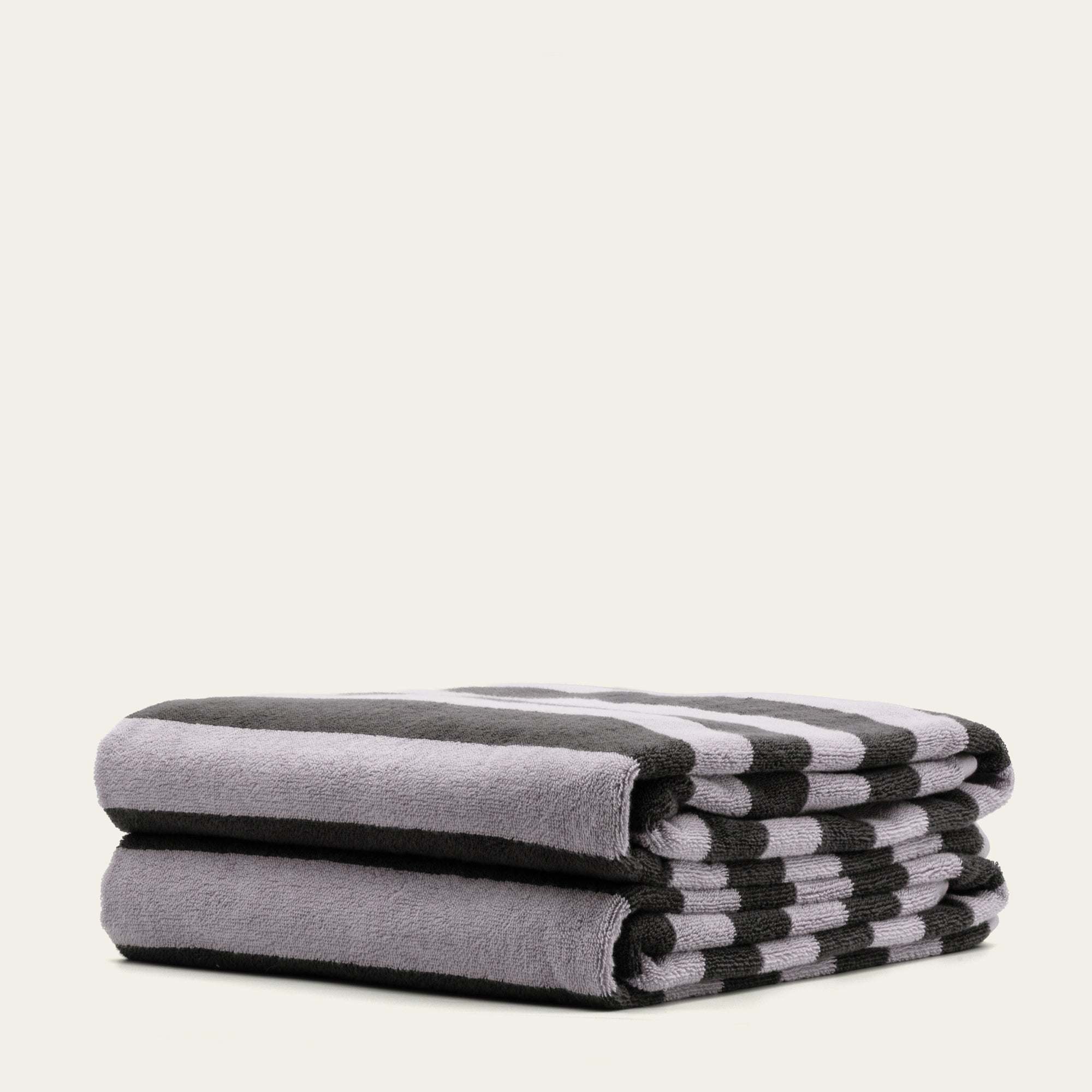 Shadmoor Australian Cotton towels set with geometric pattern and locker loop