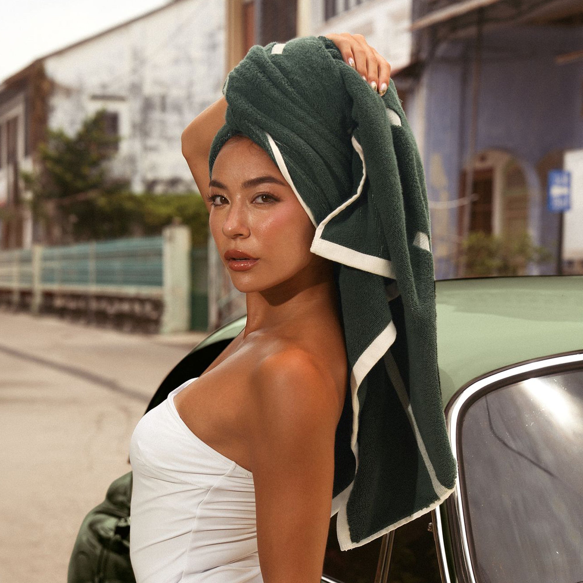 Sorrel Australian cotton towels set in sand tone with geometric accents