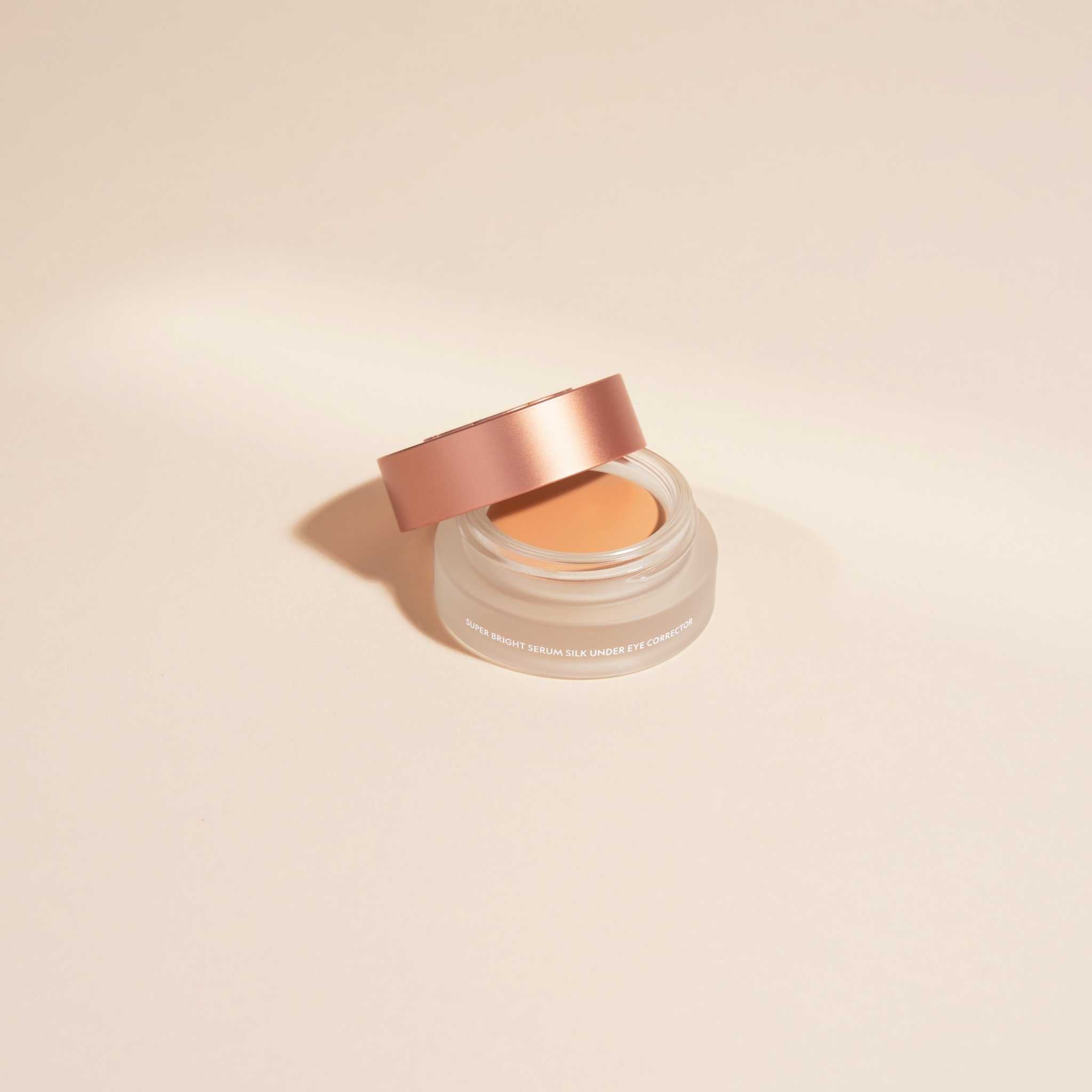 Super Bright Dark Circle Serum Peptide Corrector for refreshed eyes