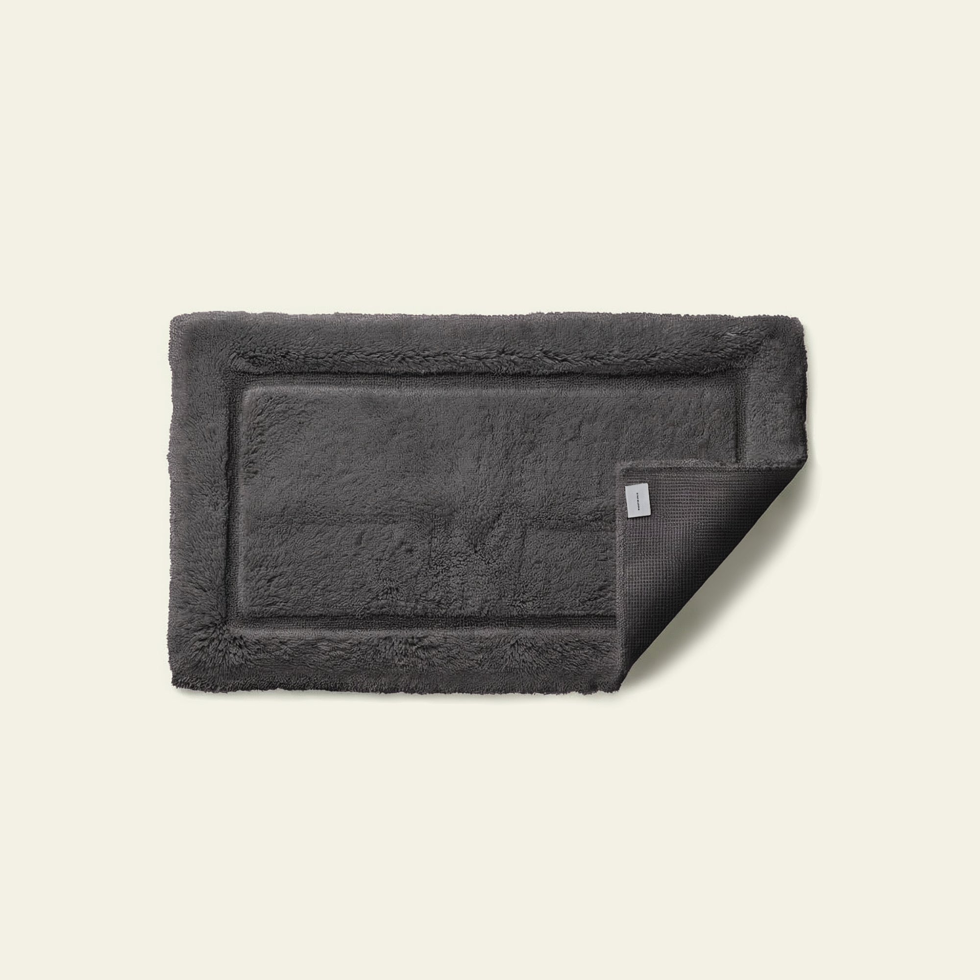 Ultraplush skid-resistant cotton bath mat with dense plush texture